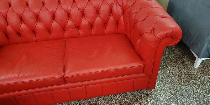 CHESTERFIELD STYLE, RED LEATHER SEATING Trnava - photo 7