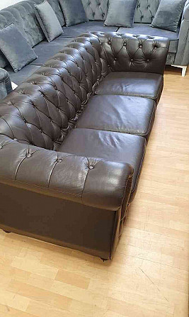 Chesterfield stílusú kanapé, bőr 3+1 sötét színű Nagyszombat - fotó 2