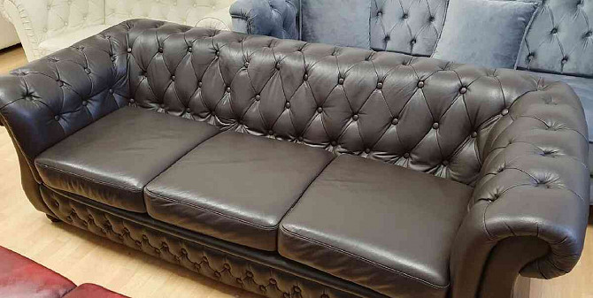 Chesterfield style sofa, leather 3+1 dark color Trnava - photo 1