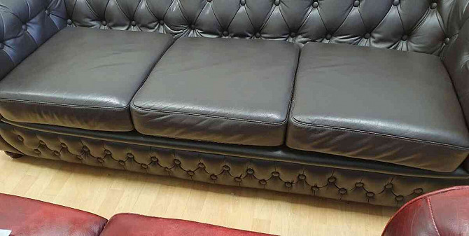 Chesterfield stílusú kanapé, bőr 3+1 sötét színű Nagyszombat - fotó 4