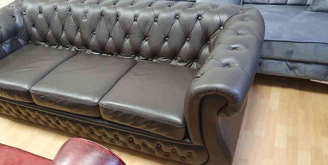 Chesterfield stílusú kanapé, bőr 3+1 sötét színű Nagyszombat - fotó 5