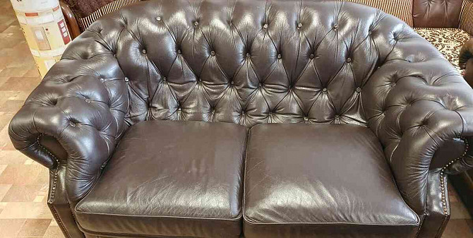 Chesterfield stílusú, 3+2+1 bőr kihúzható kanapé Nagyszombat - fotó 3