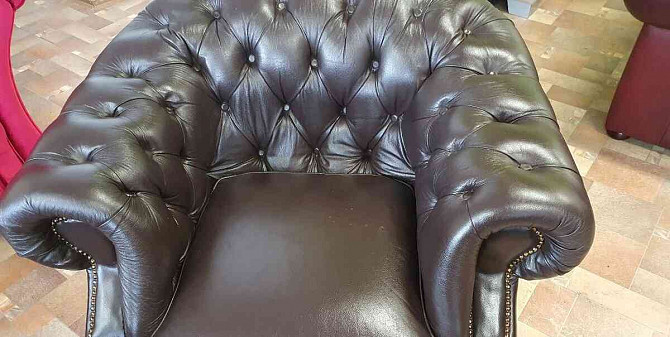 Chesterfield stílusú, 3+2+1 bőr kihúzható kanapé Nagyszombat - fotó 4