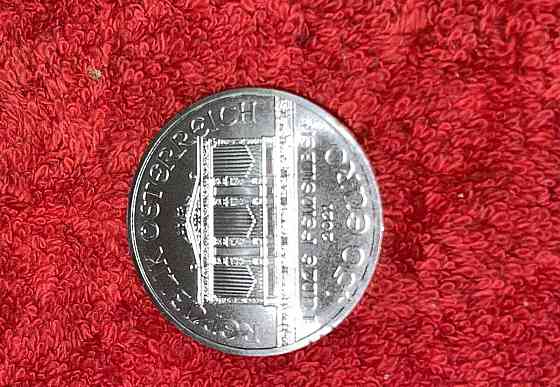 Stříbrná mince Wiener Philharmoniker - Ostere (1Oz, 2021-22) Прага