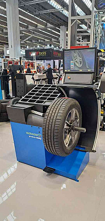 Two-post lifter 3,500-5,500kg (also on INSTALLMENTS) Most - photo 3