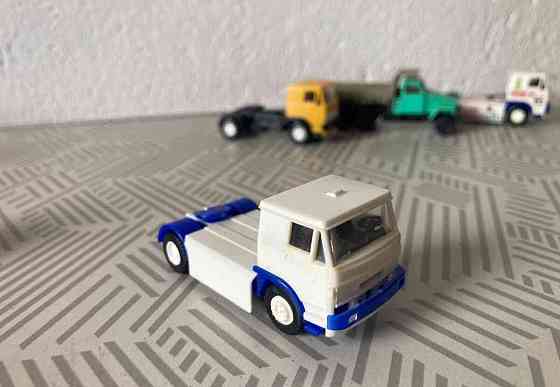 8x nákladní auto Igra ( liaz , apod ) - 1:87 Prága