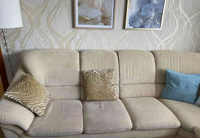 Egy kanapé Pozsony - fotó 5