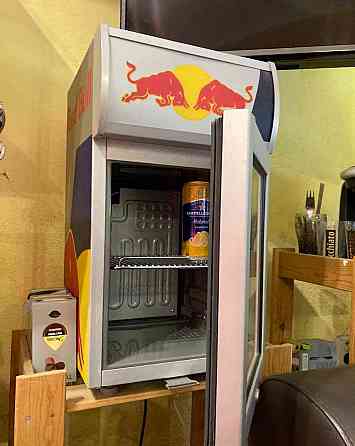 Red Bull chladnička mini Banská Štiavnica