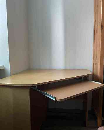 Rohový kancelársky stôl Waagbistritz