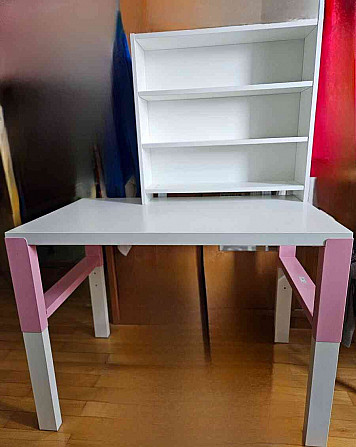Eladó egy gyerek íróasztal Privigye - fotó 1