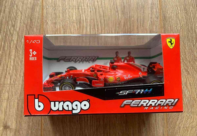 Kimi Räikkönen BBurago Ferrari SF71H Žarnovica - foto 1