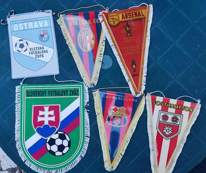 futbalové zástavky-aj jednotlivo Nitra - foto 1