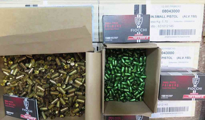 I will sell cartridges, 9 mm Luger bullets and small SP primers  - photo 2