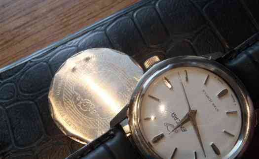 pánske náramkové hodinky  ENICAR  60-te roky  25 rubínov Bratislava