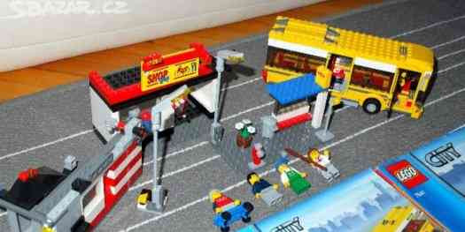 ГОРОД LEGO 7641 Уголок города Кутна-Гора - изображение 1
