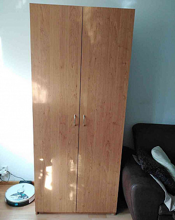 I am selling a cabinet 200 85 50 Trencin - photo 2