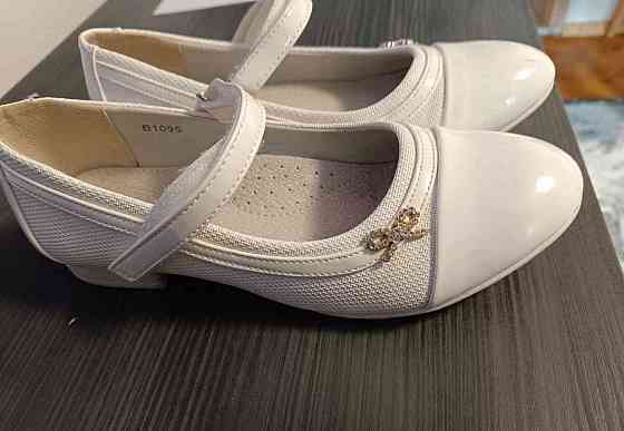 biele topánky pre dievča Levoča