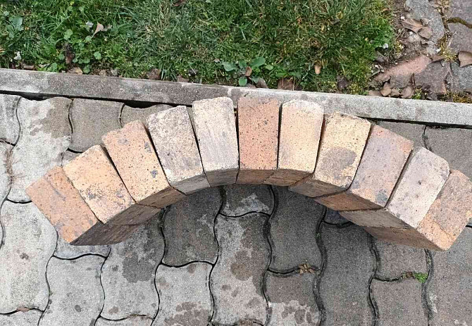 Fireclay wedge bricks Zvolen - photo 1
