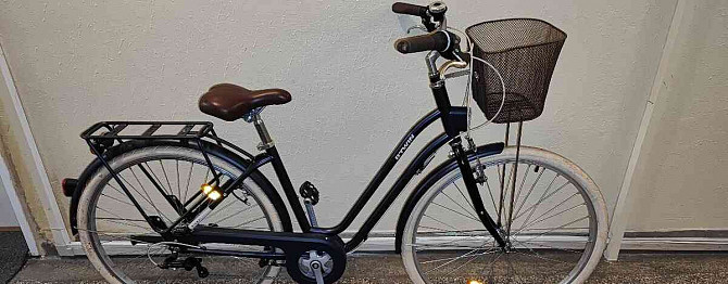 Eladok egy új városi kerékpárt Elops 520, kerekei 28&quot; Pozsony - fotó 1