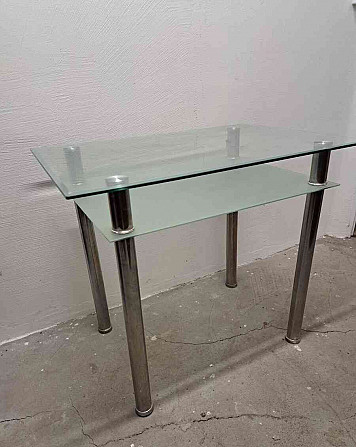 Stôl so sklenenými doskami Trnava - foto 4