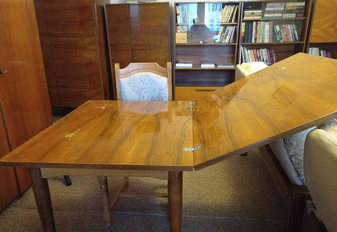 Eladó egy összecsukható asztal székek nélkül Ilava - fotó 3