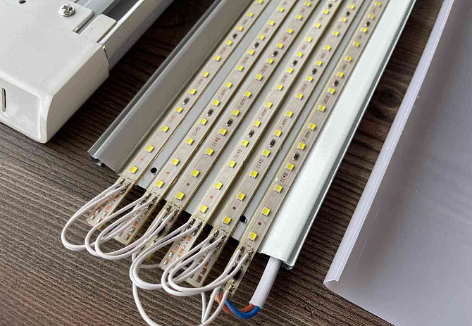 LED 120cm stropní svítidlo (6x LEDkový pás) Senec - foto 12