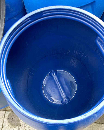 Ich werde Plastikfässer mit 220 Litern verkaufen Großmichel - Foto 4