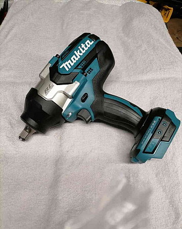 BATTERY DISPOSABLE WRENCH, 18V,, 12&quot;, MAKITA DTW 1002,,-250 EUR Povazska Bystrica - photo 2