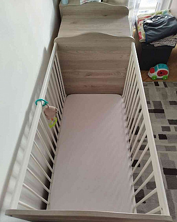 Kinderbett mit Wickeltisch Neusohl - Foto 2
