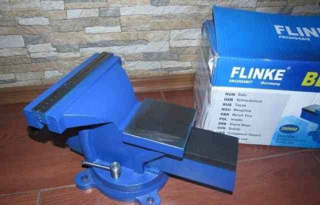 Продаю новые ротационные тиски FLINKE, всего 200 мм, 18 кг. Прьевидза - изображение 3