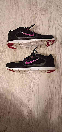 Кроссовки Nike, размер 38, цвет чёрно-розовый. Жилина - изображение 4