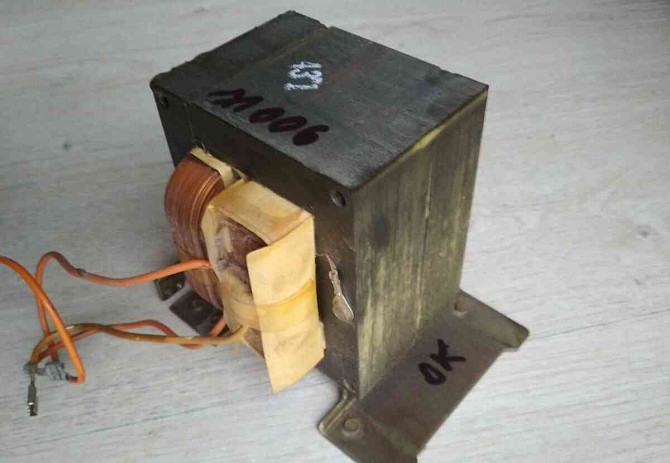 Трансформатор от микроволновки 900Вт. Тренчин - изображение 2