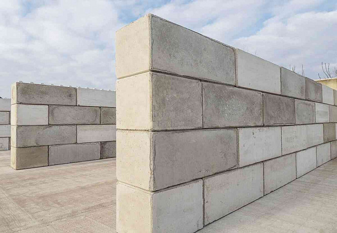 LEGO betonkocka Galgóc - fotó 2