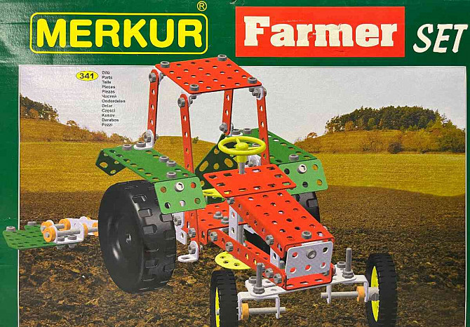 Building kit MERKUR – Tractor Chrudim - photo 1
