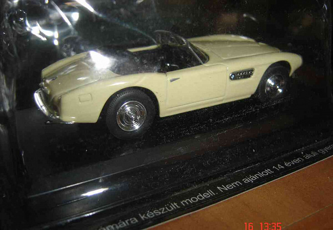 Коллекция моделей легендарных автомобилей Senec - изображение 1