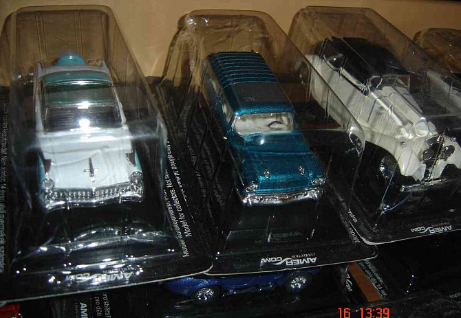 A collection of models of legendary cars Senec - photo 9