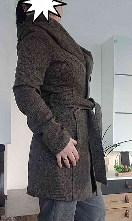 Женское пальто, размер SM. Лученец - изображение 3