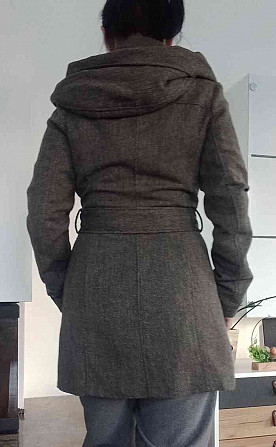 Женское пальто, размер SM. Лученец - изображение 4