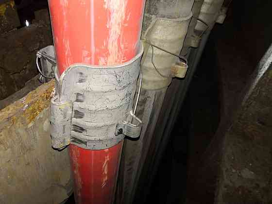 Самоблокирующиеся держатели кабеля из нержавеющей стали для шахт Пецель