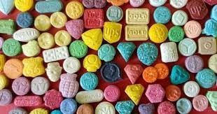 98,99%-os tisztaságú ecstasy nagyon jó áron eladó Prága - fotó 1