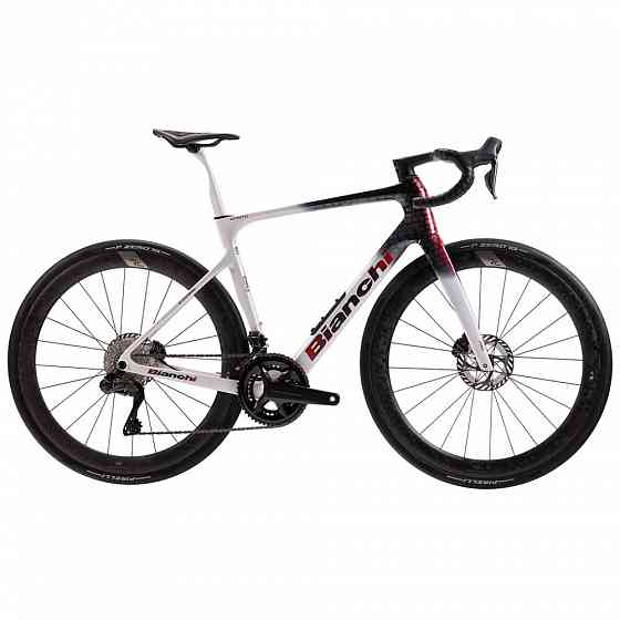 2026 Bianchi Infinito Paris-Roubaix ULTEGRA DI2 Road Bike (KINGCYCLESPORT) Besztercebánya